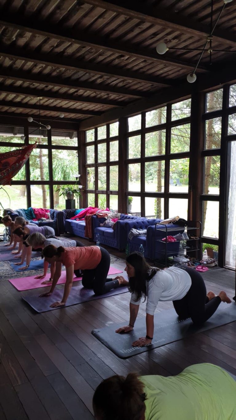 Po prostu bądź, po prostu czuj – letni retreat z jogą, oddechem i dźwiękiem 26–29 czerwca 2025 Kaash Yoga Kasia Mikutowicz 9b4191b5-d702-4f19-8f97-f3a8a4edde0b